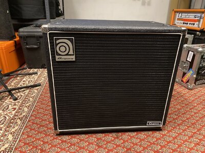 AMPEG SVT-15EN