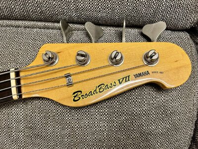 yamaha-broadbass-bb-4618579.jpg