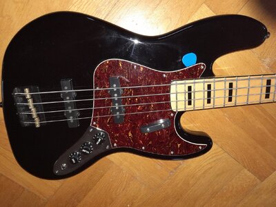 Fender Squier Vintage Modified Jazz Bass BK MN