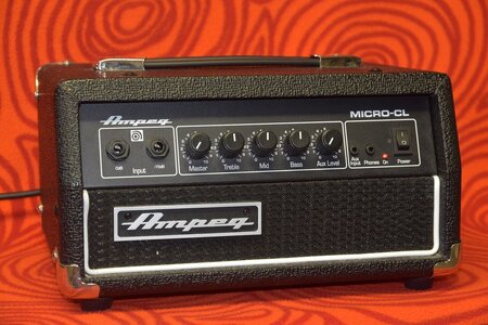 Ampeg Micro CL Topteil