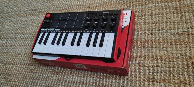 Akai MPK Mini mk3