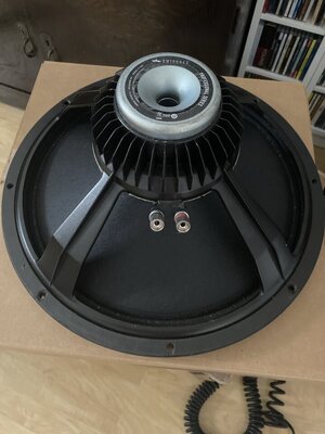 Eminence Deltalite II 2515, 15 Zoll, 8 Ohm, Neodym Speaker, neuwertig