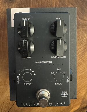 Darkglass Hyper Luminal Compressor