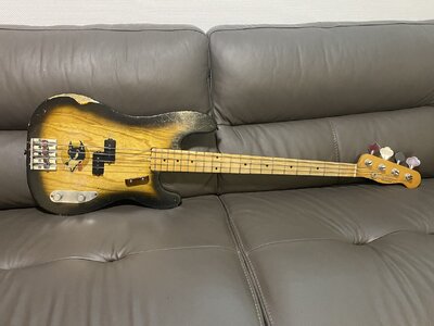 Fender Mike Dirnt roadworn Precision Bass (Sammlungsauflösung)