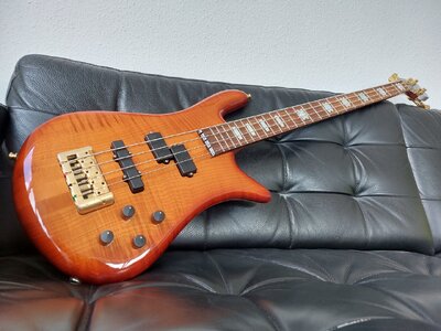 Spector Euro 4 Flamed Maple