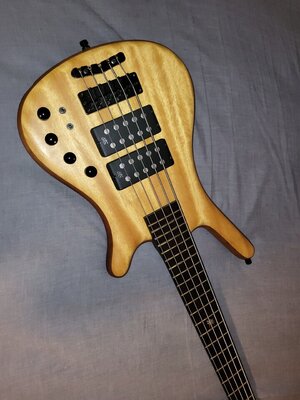 Warwick Corvette $$ 5 Saiter Limited 2008