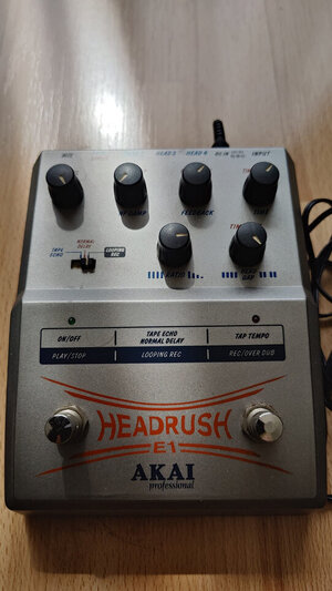 Akai Pro Headrush