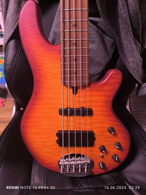 Lakland Skyline 55 Deluxe 5 cs