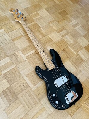 Fender 80/81 P-Bass Lefthand