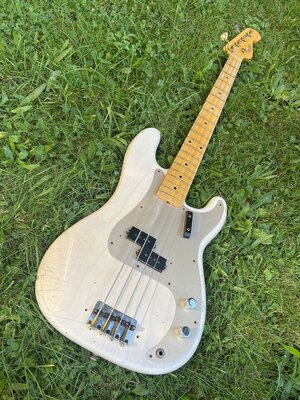 FS, FT: Fender Custom Shop 1957 Precision Bass