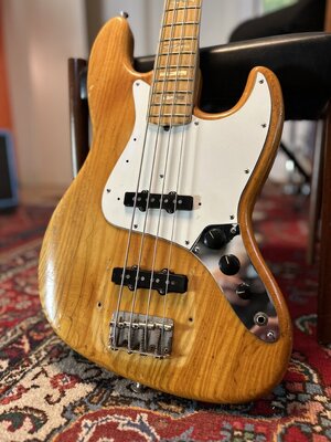 FENDER VINTAGE JAZZ BASS 1974