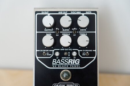 Origin Effects Bassrig ’64 Black Panel