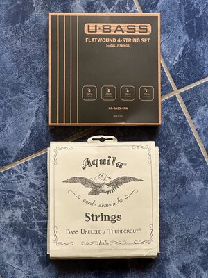 U-Bass Saiten / Strings: Aquila Thundergut