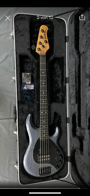 Music Man Stingray 5Special