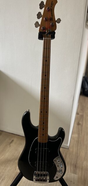 Musicman Sabre 1979