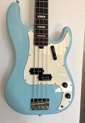 Harley Benton MV-4P Daphne Blue