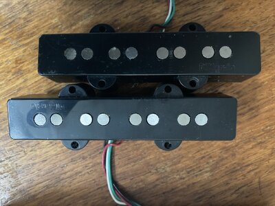 Alte DiMarzio Jazz Bass Pickups