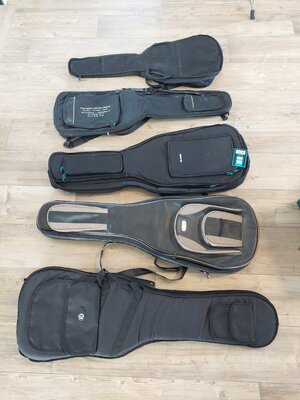 diverse E-Bass Taschen Gigbags