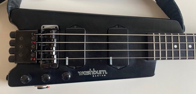 Washburn Bantam Headless Bass - 80er - Made in Japan