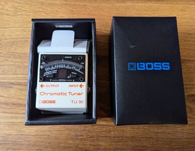 BOSS TU-3S (Mini Always-On Tuner)