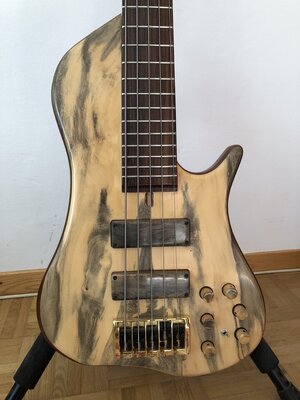 Merlos 5 String Singlecut Bass