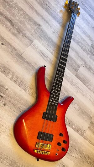 Reserviert für Bernd: Clover Slapper Classic Bass >Carbon Neck<