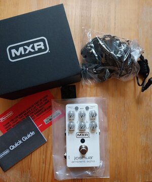 MXR Joshua Ambient Echo