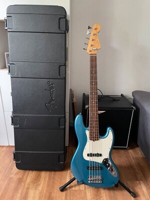 Fender American Standard V Jazz Bass 5 USA Lake Placid Blue