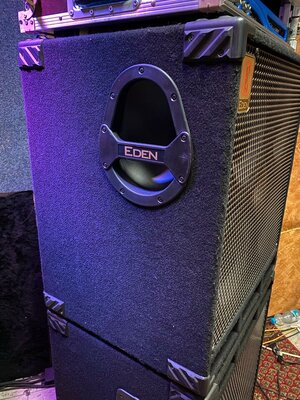 Eden D410 XST Bass Box Cabinet 1000 Watt, 4 Ohm