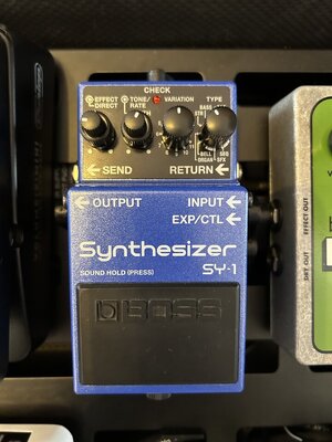 Boss SY-1 Synthesizer