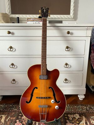 Hofner Senator von 1964