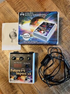 VK : Panda Audio Future Impact V3 + USB-MIDI-Interface