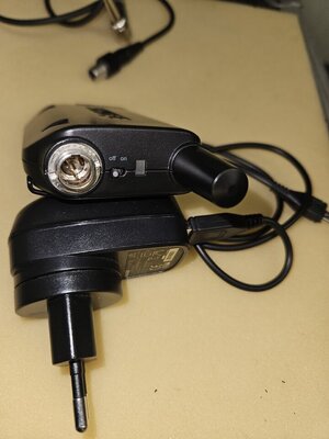 Shure-GLXD16_10350.jpg