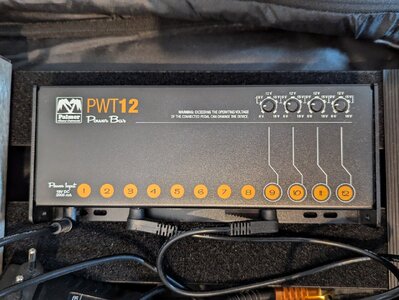 Palmer PWT12 MK2, Pedalboard Netzteil, neuwertiger Zustand.