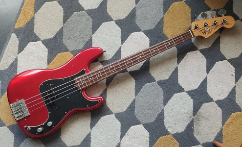 Fender Nate Mendel Precision Bass 2012