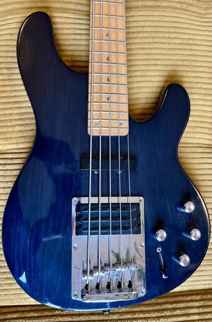 Ibanez ATK 405 E-Bass Fünfsaiter Made in Korea