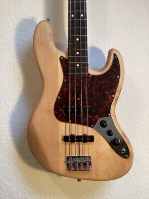 Squire Vintage Japan Jazz Bass von 84-86