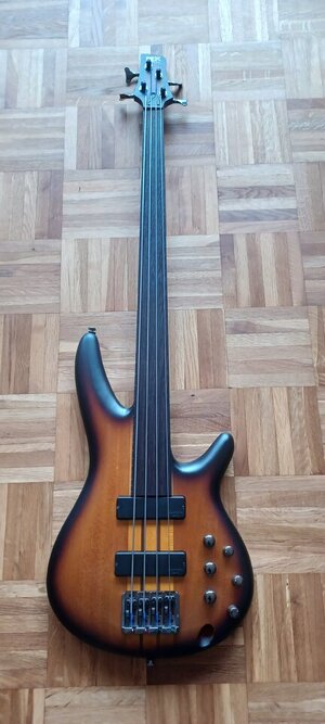 Ibanez SRF 700 BBF