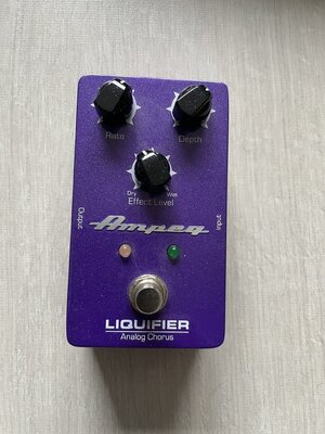 Verkaufe Ampeg Liquifier Analog Chorus