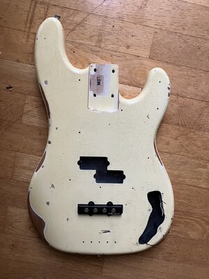 PJ Bass Body von MJT