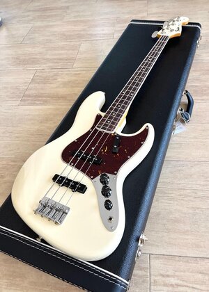 Fender jazz bass American Vintage II