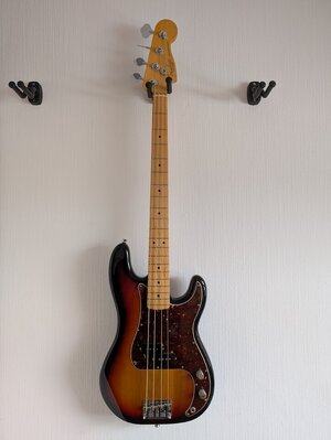 Fender AM Pro II P Bass MN 3TSB Preci Precision