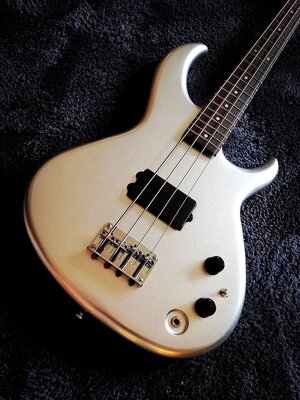 ARIA PRO II SB ONE Bass, Stingray alternative, lightweight!