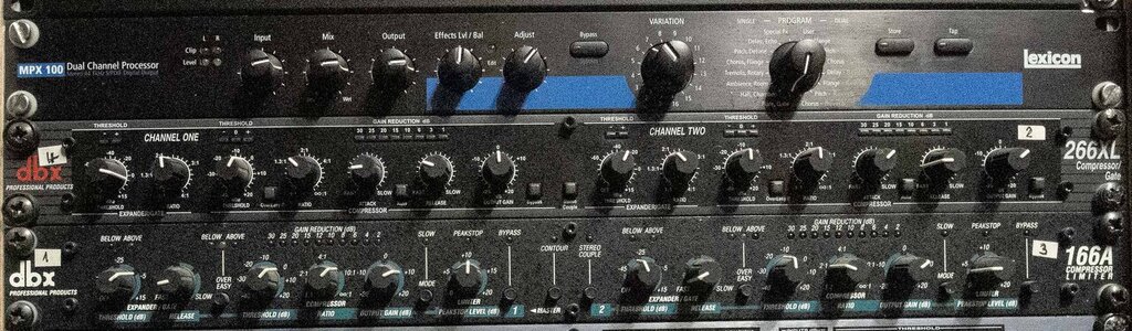 DBX 166A Dual Compressor / Limiter