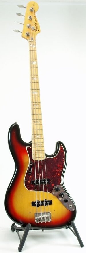 1975 Fender Jazz Bass Maple Neck, Alder Body + Case