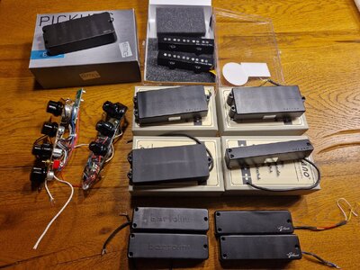 Verschiedene Pickups und Electroniken