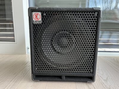 Eden EX112-4-E; 300 Watt; 12" an Ohm