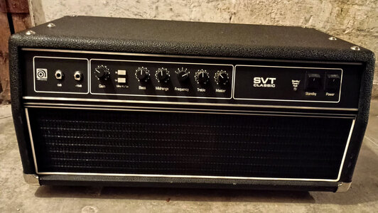 Ampeg SVT CL Classic 300 Watt Vollröhre Bass Topteil