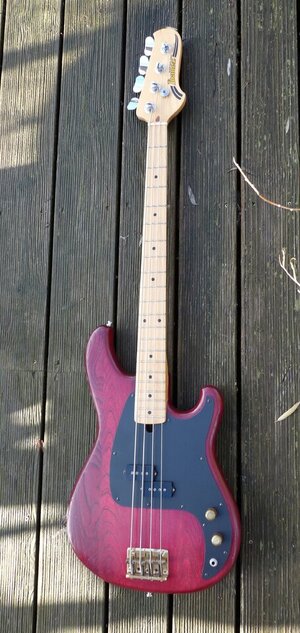 Ibanez Blazer Bass 700 TV