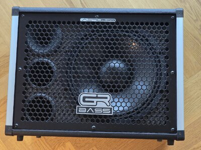 GR Carbon-Bass-Box AT112H/8